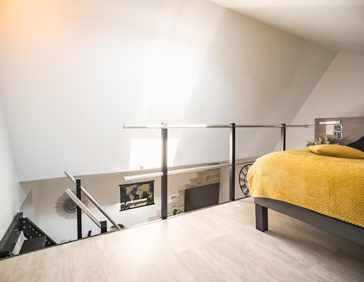 Loft Avec Jardin Et Parking Prive Troyes Exterior foto
